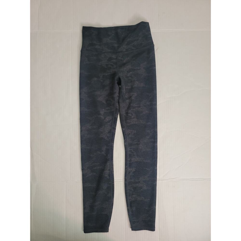 Vuori Clean Elevation Leggings Women’s SZ XS Black Camo Yoga Gym